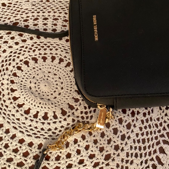 Michael Kors Black Cross Bag - Picture 8 of 8